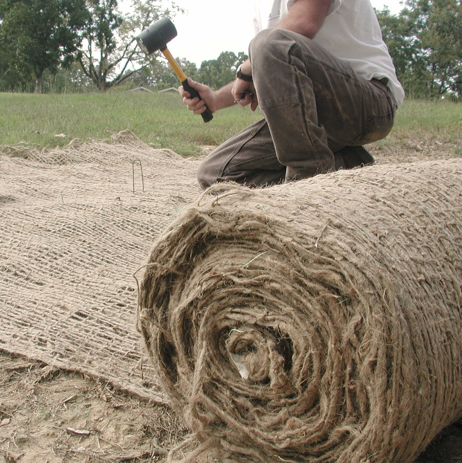 burlap versus jute for erosion control